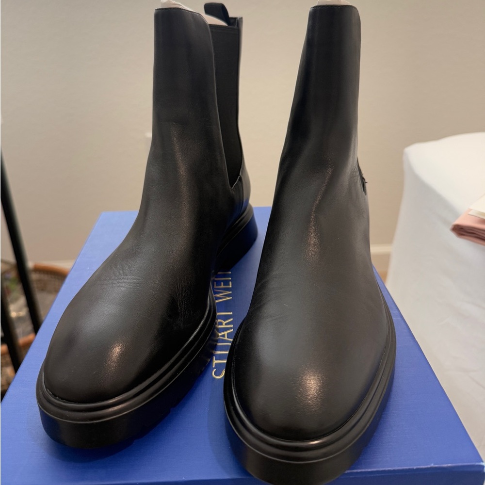Stuart Weitzman Chelsea boots Women